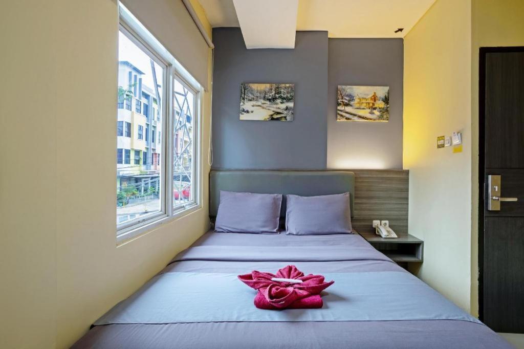 Biz Hotel *